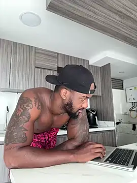 Snapshot of blackdrey18 chatting on 18, 3, 2025 blackdrey18 online show from 18, 3, 2025