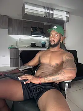 Snapshot of blackdrey18 chatting on 20, 9, 2025 blackdrey18 online show from 20, 9, 2025