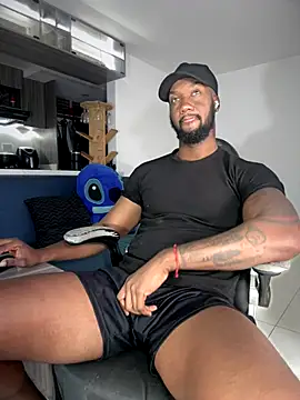 Snapshot of blackdrey18 chatting on 10, 10, 2025 blackdrey18 online show from 10, 10, 2025