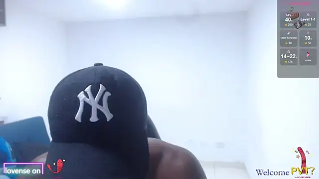 Snapshot of blackdrey18 chatting on 15, 10, 2025 blackdrey18 online show from 15, 10, 2025