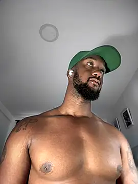 Snapshot of blackdrey18 chatting on 23, 11, 2025 blackdrey18 online show from 23, 11, 2025