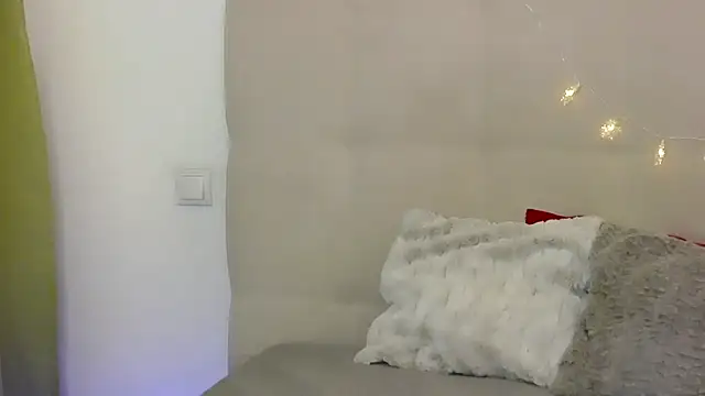 Snapshot of PetersEmily chatting on 6, 1, 2025 PetersEmily online show from 6, 1, 2025