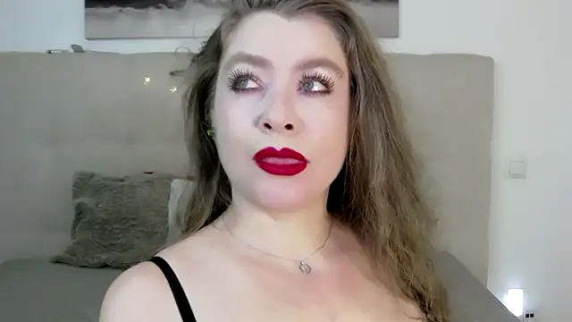 Snapshot of PetersEmily chatting on 10, 1, 2025 PetersEmily online show from 10, 1, 2025