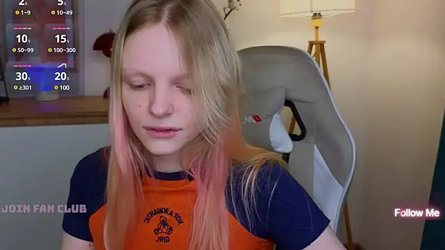 Snapshot of evangel1ne chatting on 21, 3, 2025 evangel1ne online show from 21, 3, 2025