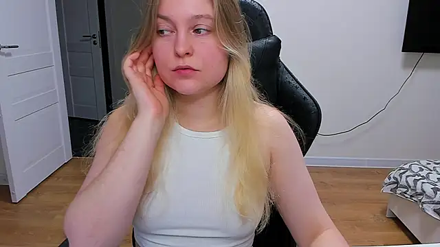 Snapshot of stacy_miracle chatting on 11, 3, 2025 stacy miracle online show from 11, 3, 2025