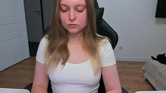 Snapshot of stacy_miracle chatting on 25, 4, 2026 stacy miracle online show from 25, 4, 2026