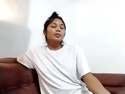 MaxxineMorenaTs online show from 14, 12, 2025