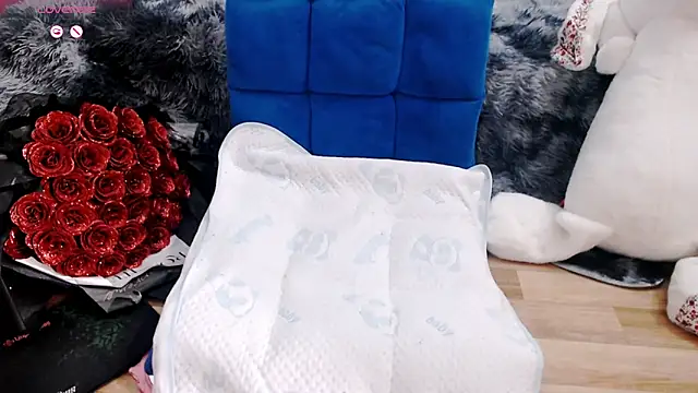 Snapshot of kichigirl chatting on 5, 10, 2025 kichigirl online show from 5, 10, 2025