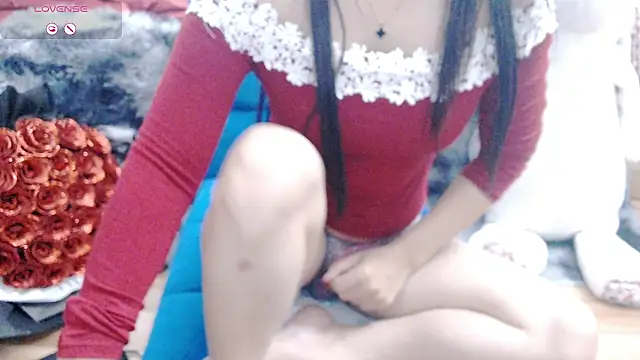 Snapshot of kichigirl chatting on 11, 10, 2025 kichigirl online show from 11, 10, 2025