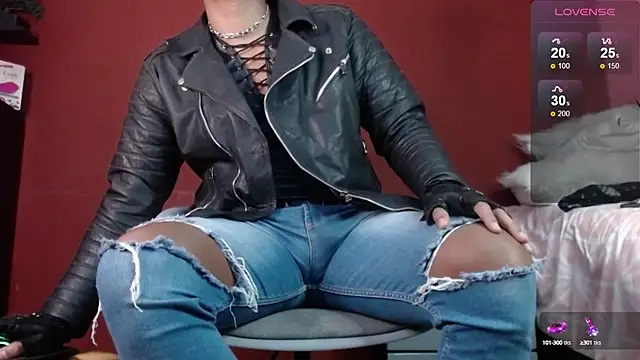 TomLover 12 online show from 18, 3, 2025