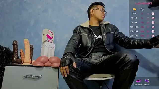 Snapshot of TomLover_12 chatting on 16, 1, 2026 TomLover 12 online show from 16, 1, 2026