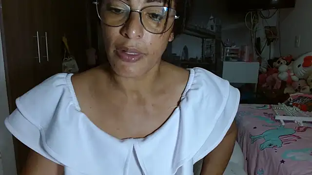 Snapshot of kateleyagrey chatting on 6, 12, 2024 kateleyagrey online show from 6, 12, 2024