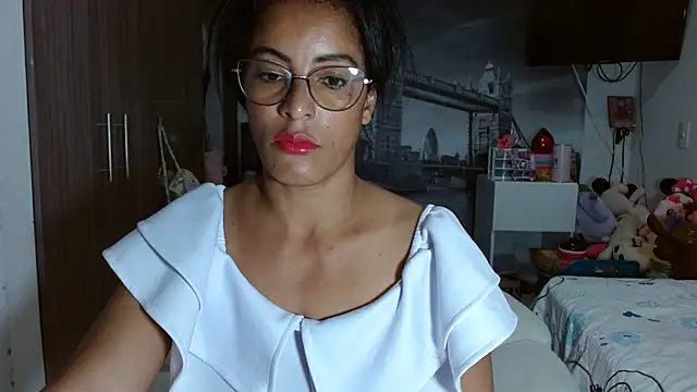 Snapshot of kateleyagrey chatting on 14, 12, 2024 kateleyagrey online show from 14, 12, 2024