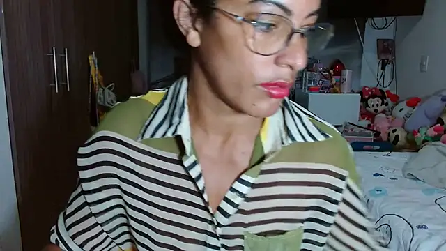Snapshot of kateleyagrey chatting on 17, 12, 2024 kateleyagrey online show from 17, 12, 2024