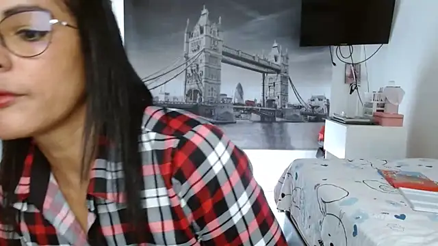 Snapshot of kateleyagrey chatting on 28, 1, 2025 kateleyagrey online show from 28, 1, 2025