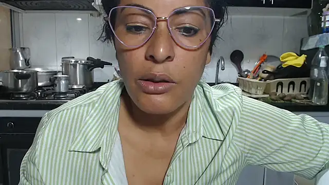 kateleyagrey online show from 6, 2, 2026