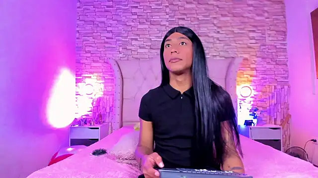 Lucia-sex online show from 7, 3, 2026