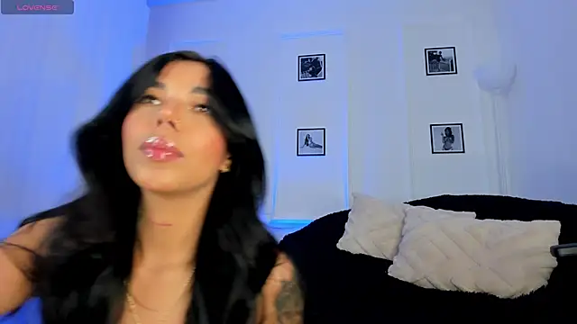 Snapshot of BellaRossii chatting on 16, 10, 2025 BellaRossii online show from 16, 10, 2025