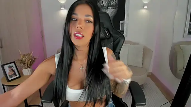 Snapshot of BellaRossii chatting on 27, 5, 2026 BellaRossii online show from 27, 5, 2026