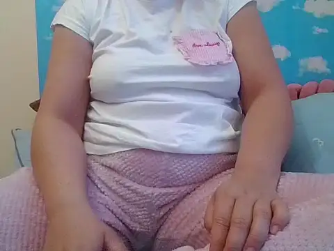 Snapshot of RealLittleRedRidingHood chatting on 31, 3, 2026 RealLittleRedRidingHood online show from 31, 3, 2026