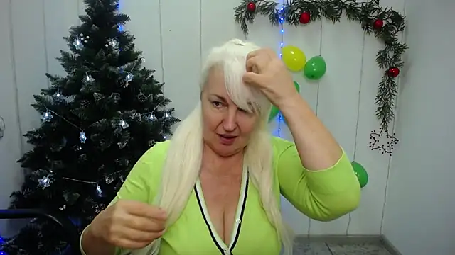 Snapshot of BlondyLeeBest chatting on 12, 1, 2025 BlondyLeeBest online show from 12, 1, 2025