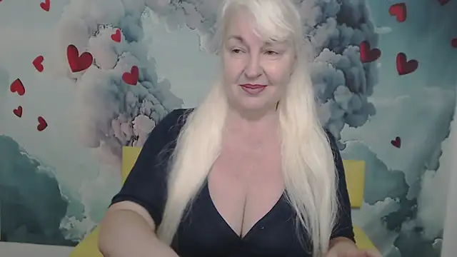 Snapshot of BlondyLeeBest chatting on 2, 2, 2025 BlondyLeeBest online show from 2, 2, 2025