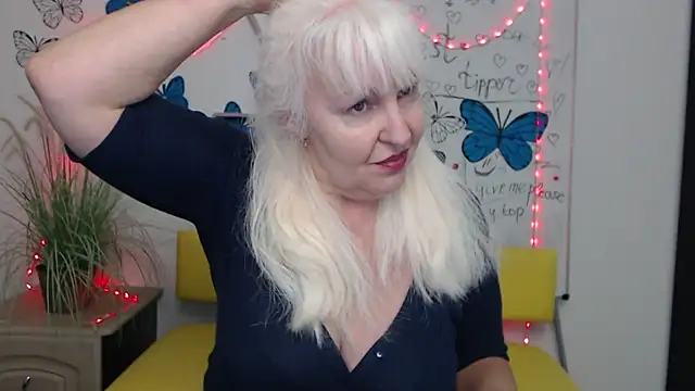 Snapshot of BlondyLeeBest chatting on 16, 3, 2025 BlondyLeeBest online show from 16, 3, 2025