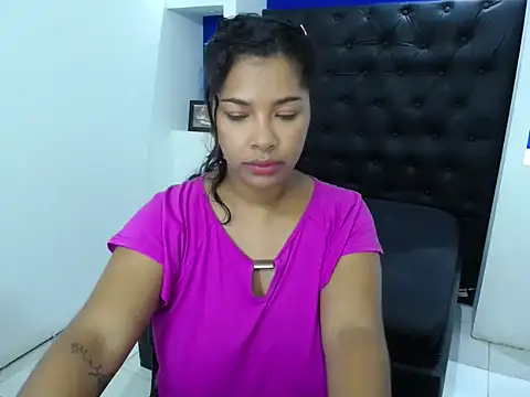 BiancaTrux online show from 3, 12, 2025