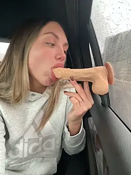 AngelinaMoore online show from 5, 3, 2025