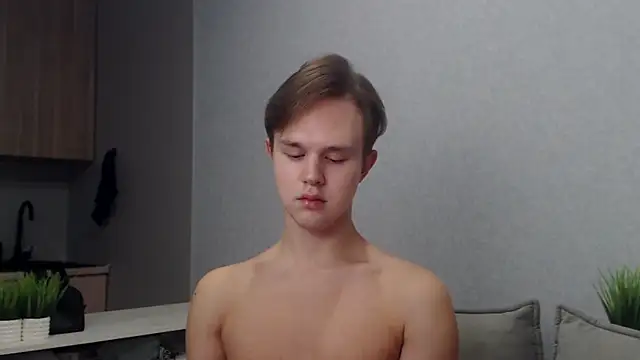 Snapshot of MartinMendez chatting on 10, 11, 2025 MartinMendez online show from 10, 11, 2025