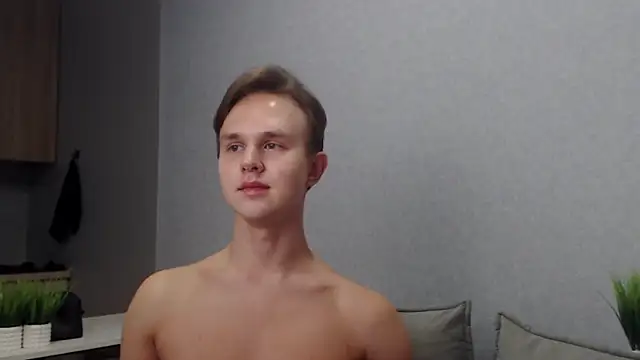 Snapshot of MartinMendez chatting on 15, 11, 2025 MartinMendez online show from 15, 11, 2025