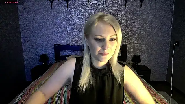 Snapshot of annagreeneyess chatting on 23, 4, 2026 annagreeneyess online show from 23, 4, 2026