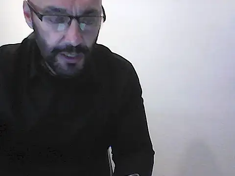 Snapshot of Kalel17073 chatting on 15, 6, 2026 Kalel17073 online show from 15, 6, 2026