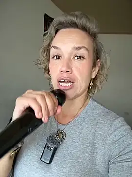 sexymarilyncolombia online show from 18, 2, 2026