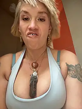 sexymarilyncolombia online show from 11, 4, 2026