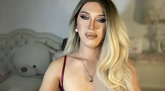 Ts glamxxxx online show from 21, 3, 2025