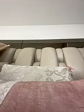 ALISSON FOXXX1 online show from 9, 2, 2026