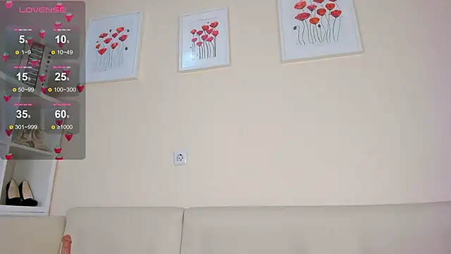 rosa mariposa  online show from 17, 2, 2025