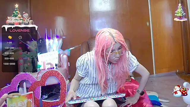 Snapshot of Skinygirl chatting on 17, 1, 2025 Skinygirl online show from 17, 1, 2025