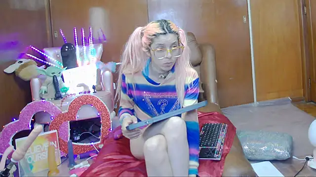 Snapshot of Skinygirl chatting on 9, 3, 2025 Skinygirl online show from 9, 3, 2025