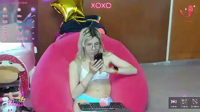 Skinygirl online show from 24, 7, 2026