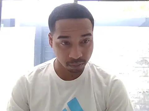 Snapshot of Juninho10c chatting on 4, 11, 2025 Juninho10c online show from 4, 11, 2025