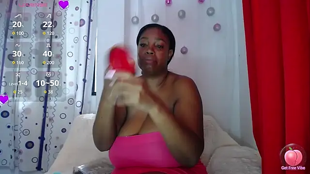 Snapshot of agatfox chatting on 14, 11, 2025 agatfox online show from 14, 11, 2025