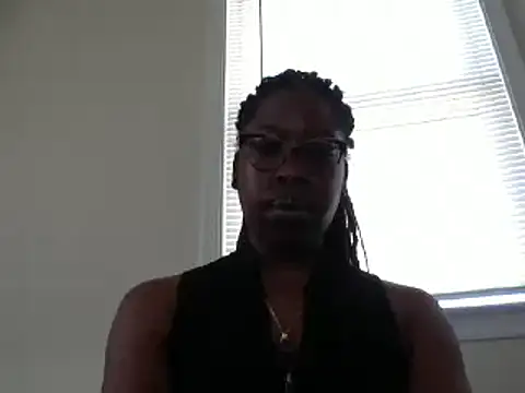 Snapshot of MadamIndigo chatting on 17, 3, 2025 MadamIndigo online show from 17, 3, 2025