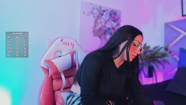 lucy neil online show from 2, 11, 2025