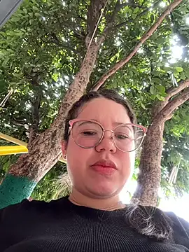 Snapshot of Lucyklein2022 chatting on 9, 1, 2025 Lucyklein2022 online show from 9, 1, 2025