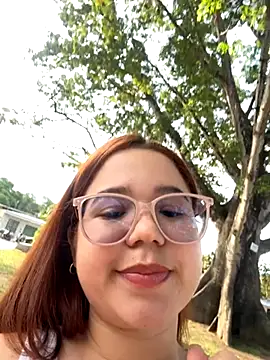 Snapshot of Lucyklein2022 chatting on 2, 10, 2025 Lucyklein2022 online show from 2, 10, 2025