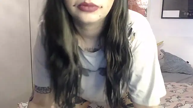 Snapshot of Lunastazja chatting on 13, 3, 2025 Lunastazja online show from 13, 3, 2025