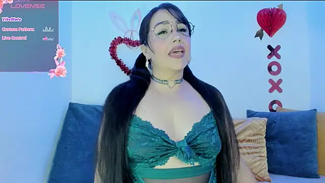 yelenaowens online show from 10, 2, 2025