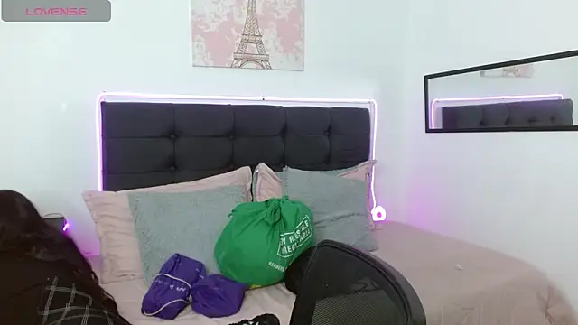 vaness weet online show from 1, 4, 2026